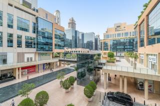 Dubai 1BR City Views, Near Downtown Dining, Culture & Attractions - 6