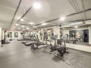 Dubai 1BR City Views, Near Downtown Dining, Culture & Attractions - 5