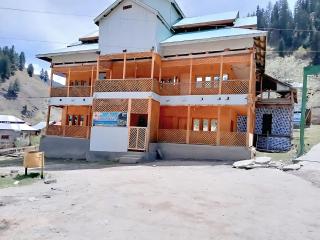 Green Land Guest House - - 0