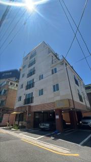 5mins to Hongdae, Sinchon - new Two rooms - Seoul - 1