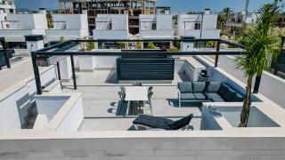 Modern Villa with jacuzzi in Santa Rosalia Lake Resort - Las Casicas - 8