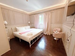 CASA Sukhumvit 11 - คาซ่า สุขุมวิท 11 - 1