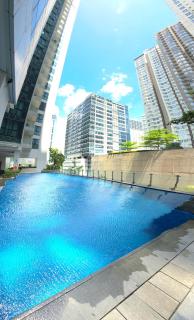Explore Mitsukoshi Uptown BGC, large TV, fast WIFI - 3