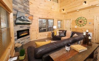 A Pools Paradise - Pigeon Forge - 4