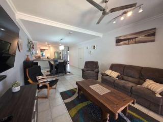 Palm Breeze Holiday Unit - Agnes Water - 7