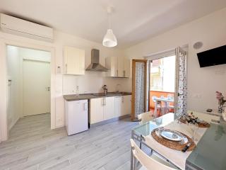 498 - Appartamento bilocale completamente ristrutturato al primo piano a Marcelli,- a soli 300 mt dal mare - climatizzato! - SPIAGGIA WHITE BEACH CLUB INCLUSA - 7