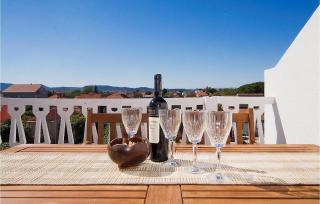 Gorgeous Apartment In Sukosan - 2