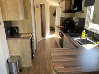 Caravan With Decking And Wi-Fi At Seawick Holiday Park In Essex Ref 27231Sw - 8