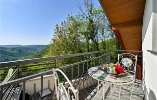 Beautiful Home In Leskovec Toplicki - - 8