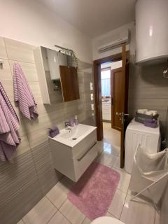 Lovely 1 - bedroom apartment Lena - 2