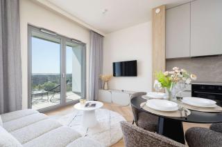 Elegant Studio in Katowice with Gym, Sauna & Cinema by Noclegi Renters - Kattowitz - 1