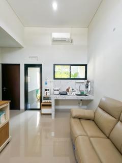 Rumah Mungil Nyaman - Muara - 2