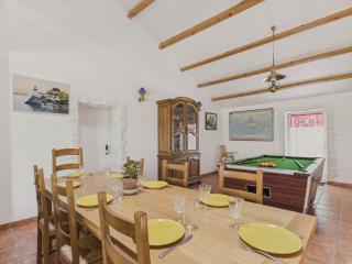 Belle et spacieuse maison au calme pour 8 - 1