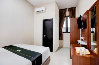 Hotel O Balikpapan near Siloam Hospital formerly Syafla Guest House - 1