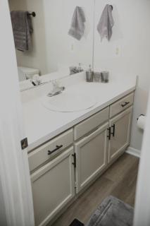 Country Club's Cozy 2-bedroom! - 3