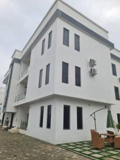 Nook & Cranny apartment jahi, abuja - Mama - 0