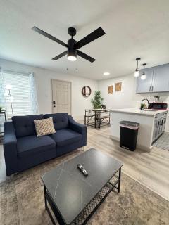 DT Dallas l Cozy 1BD l NorthPark & Galleria - Dallas - 0