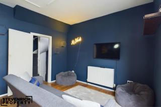 Central Pool Table and Darts Board 4 Beds 4 Guests - Brighton & Hove - 2