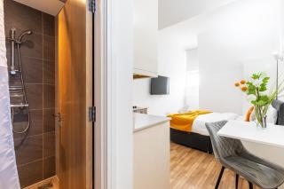 Kensington Luxury Suites - 7