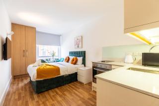 Kensington Luxury Suites - 3