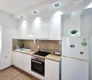 Teli's Apartments - Saranda - 2
