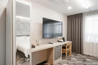 Seomyeon Haydn Hotel - 1