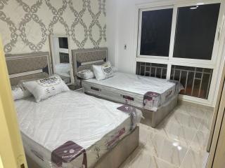 3BR Amazing location in Madinaty B12 - Madinaty - 9