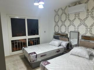 3BR Amazing location in Madinaty B12 - Madinaty - 4