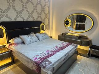 3BR Amazing location in Madinaty B12 - Madinaty - 2