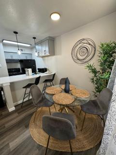 DT Dallas l Plush 1BD l NorthPark & Galleria - Dallas - 2