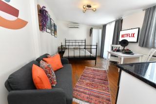 Cute Home Balcony Retro Design AC Galata - Istanbul - 3