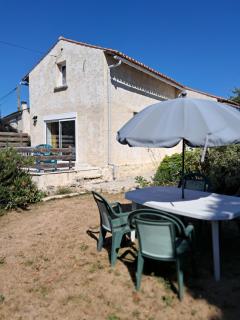 Modern one bedroom cottage - - 3