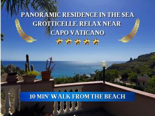Spectacular View 10 min Walk from the Sea - 0