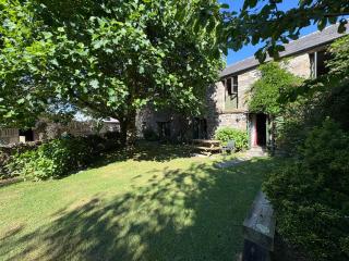 The Barn, Higher Boden, Manaccan, Helston, Cornwall - Helston - 8
