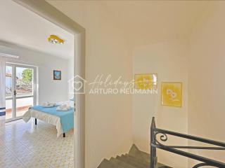 226 - VILLAGGIO RIVA MUSONE Villa con portico e ampio giardino, climatizzata, PULIZIA, BIANCHERIA E SPIAGGIA inclusa allo Chalet BEBO'S - Porto Recanati - 1