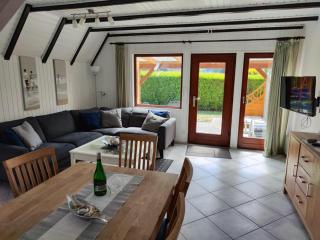 6 Personen Ferienhaus mit 4 Schlafzimmern auf drei Etagen mit Blick auf den Weltschiffahrtsweg in Otterndorf - 9