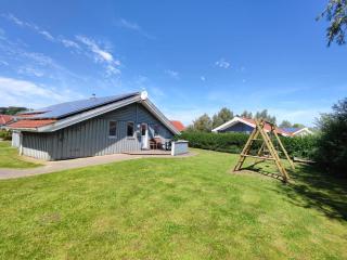 6 Personen Ferienhaus mit Sauna, Whirlpool, Kaminofen und Kanu in 2. Rheie zum See in Otterndorf - Otterndorf - 3