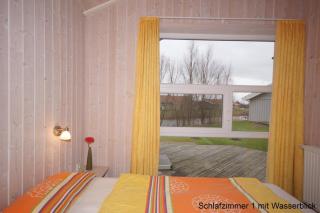 4 Personen Ferienhaus mit privatem Bootsteg, direkte Seelage, Kanu, Sauna und Kaminofen in Otterndorf - 1