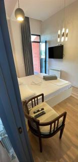 Seventh Floor Apartment - 3