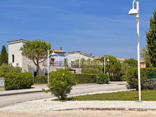 172 - Bellissima villetta bilocale climatizzata con portico e giardino al Residence Adamo ed Eva con 2 piscine e campo da calcio - PISCINA, SPIAGGIA e MINICLUB al White Beach Club inclusi nel prezzo - Marcelli - 1