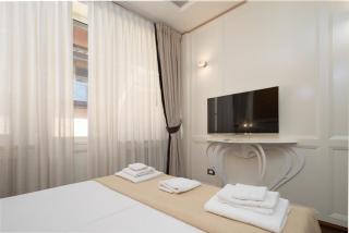 Old Bridge Exclusive Apartment 2 BDR - 8