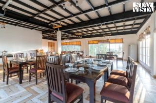 StayVista at Nirvana Dhar - Rājgarh - 4