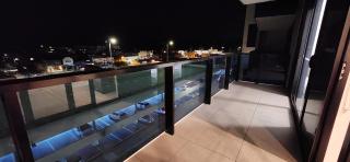 2BR Apartment Views Cheltenham - Cheltenham - 3