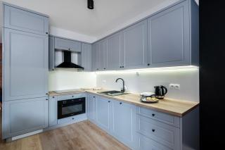 Urban Elegance Bliss Apartment by BookingHost - 1