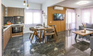 Sophie's place city center Kavala - Kavala - 0