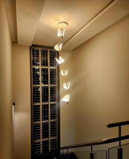 Cozy Urban Escape - 8