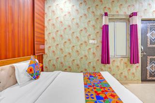 FabHotel Yadhuvanshi Dhaam - 900m from Prem Mandir and Iskcon Temple - 5