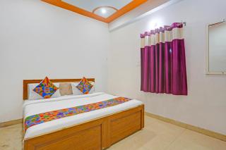 FabHotel Yadhuvanshi Dhaam - 900m from Prem Mandir and Iskcon Temple - 2