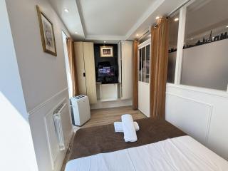 65-FRENCH CANCAN ST DENIS - Paris - 4