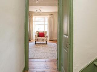 Apartment 2, 86 Dyer Street - Cirencester - 1